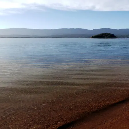 Isulella & Restaurant Hotel