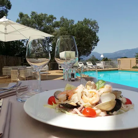 Isulella & Restaurant Hotel Porto-Vecchio (Corsica)