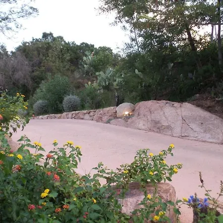 Isulella & Restaurant Porto-Vecchio (Corsica)