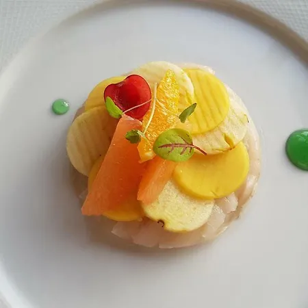 Isulella & Restaurant Hotel 4*