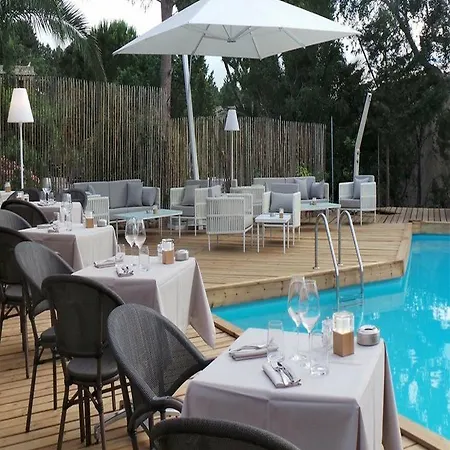 Isulella & Restaurant Porto-Vecchio (Corsica)