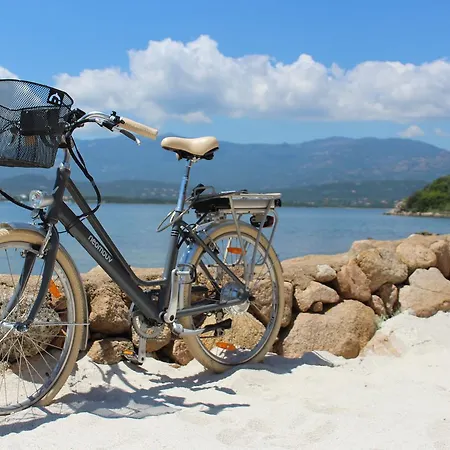 Isulella & Restaurant Porto-Vecchio (Corsica)