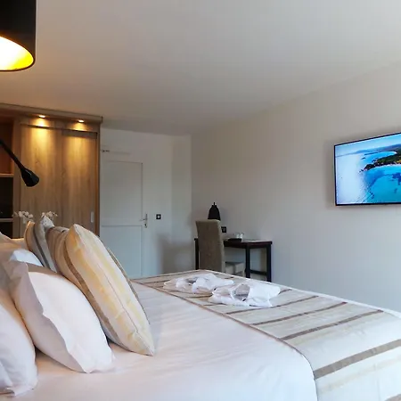 Isulella & Restaurant 4* Порто-Веккьо