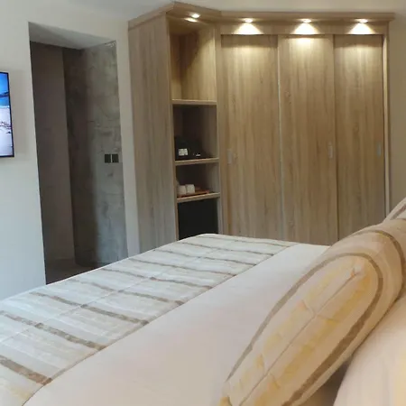 Isulella & Restaurant