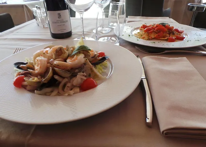 Hotel Isulella & Restaurant