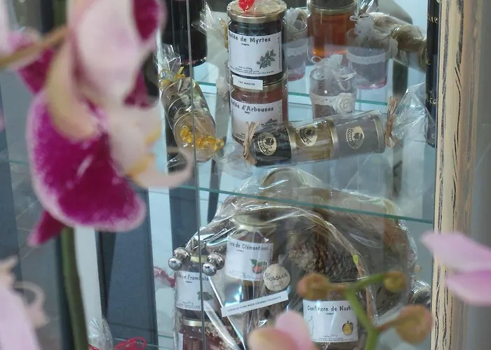 Hotel Isulella & Restaurant 4*